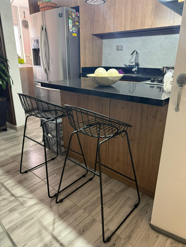 Silla de barra concha negra