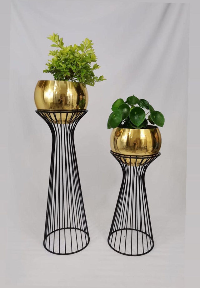Set turmalina negro con materos en aluminio dorado