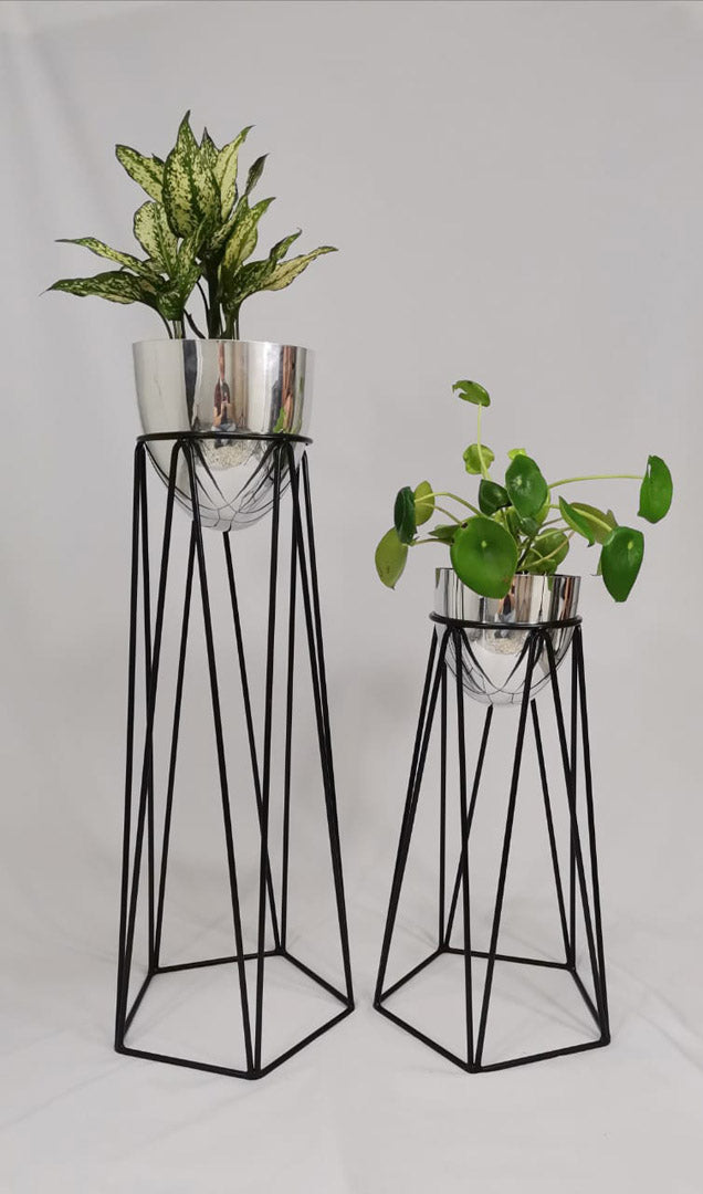 Set agata negro con materos de aluminio plateados